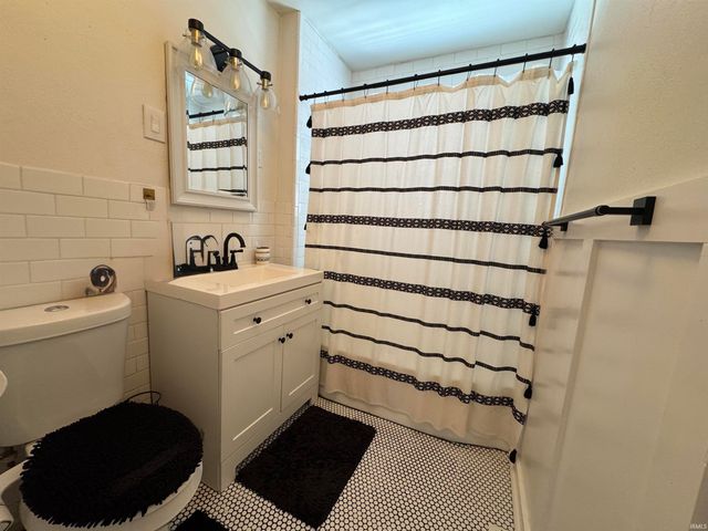 36 N Pearl Street, New Waverly, IN 46961