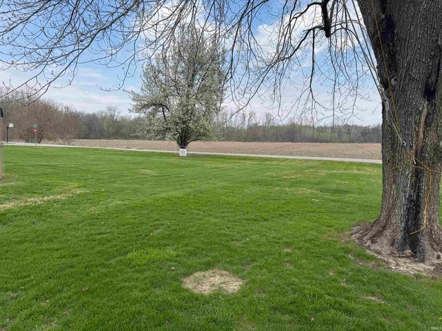 36 N Pearl Street, New Waverly, IN 46961