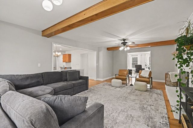 2606 Modaff Road, Naperville, IL 60565