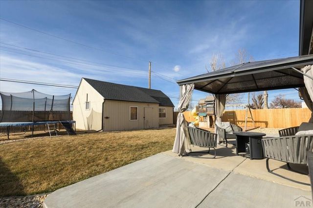 3137 Skyview Ave, Pueblo, CO 81008