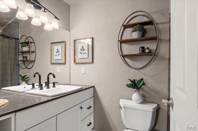 3137 Skyview Ave, Pueblo, CO 81008