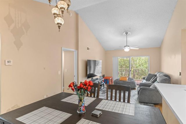 3874 Lyons Road 305-6, Coconut Creek, FL 33073