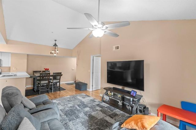 3874 Lyons Road 305-6, Coconut Creek, FL 33073