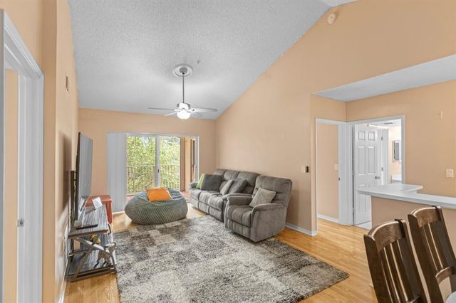 3874 Lyons Road 305-6, Coconut Creek, FL 33073