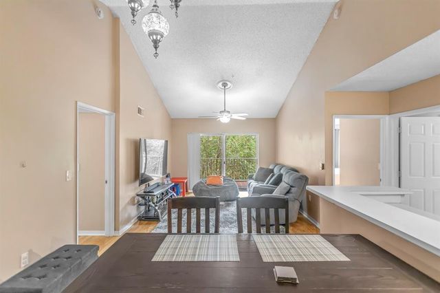 3874 Lyons Road 305-6, Coconut Creek, FL 33073