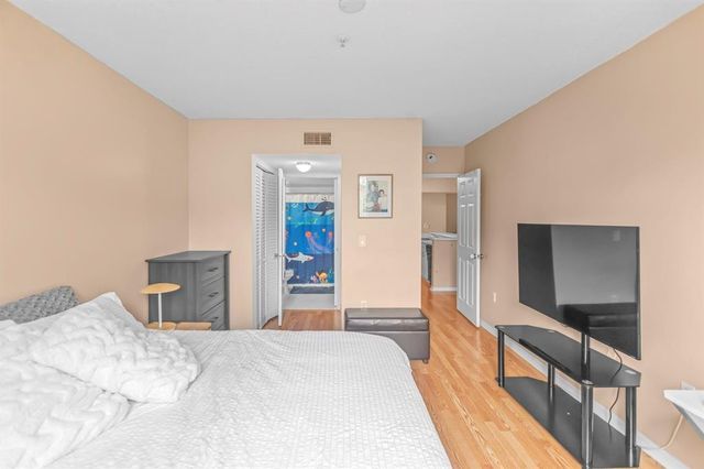 3874 Lyons Road 305-6, Coconut Creek, FL 33073