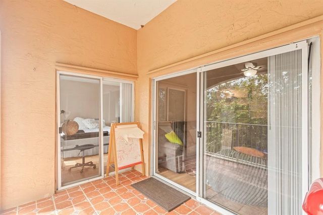 3874 Lyons Road 305-6, Coconut Creek, FL 33073