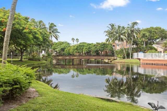 3874 Lyons Road 305-6, Coconut Creek, FL 33073