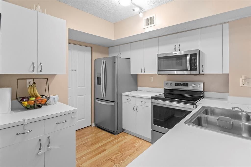 3874 Lyons Road 305-6, Coconut Creek, FL 33073