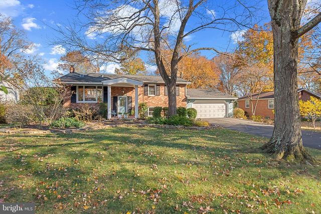 6725 PINE DR, Columbia, MD 21046