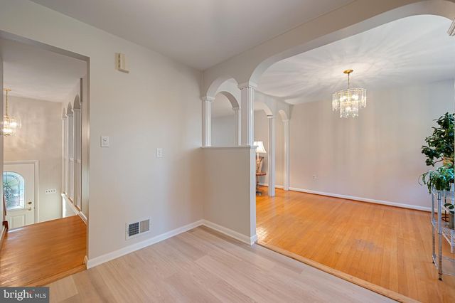 6725 PINE DR, Columbia, MD 21046