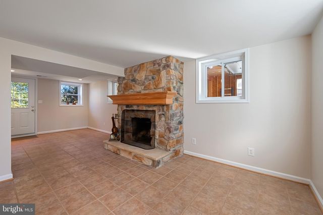 6725 PINE DR, Columbia, MD 21046