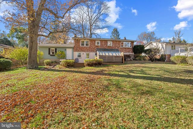 6725 PINE DR, Columbia, MD 21046