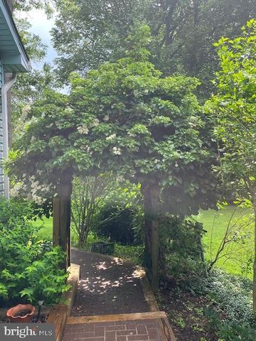 6725 PINE DR, Columbia, MD 21046