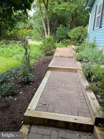 6725 PINE DR, Columbia, MD 21046