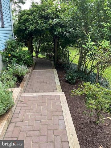 6725 PINE DR, Columbia, MD 21046