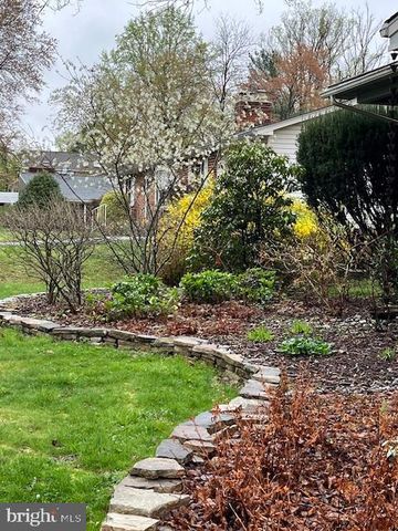 6725 PINE DR, Columbia, MD 21046