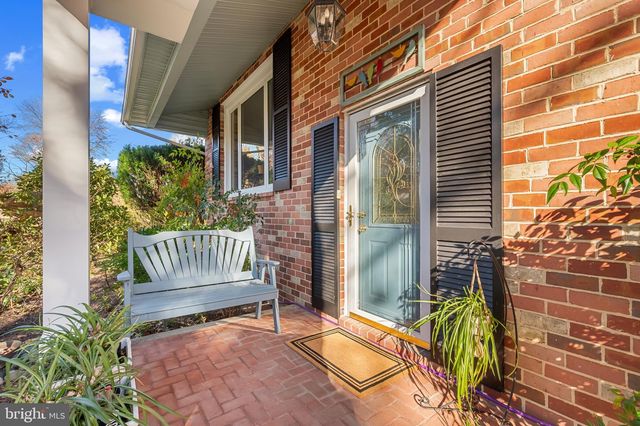 6725 PINE DR, Columbia, MD 21046