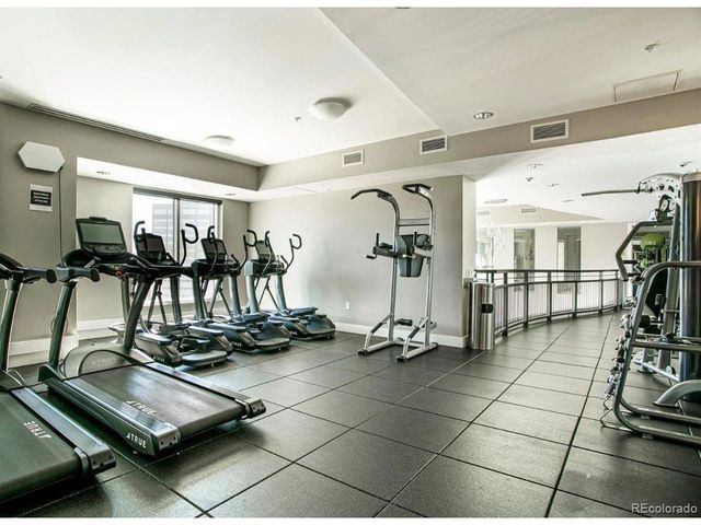 2001 Lincoln St 2113, Denver, CO 80202