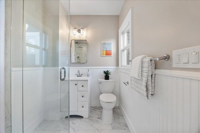 1720 Walnut St., Alameda, CA 94501