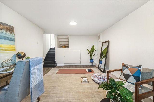 1720 Walnut St., Alameda, CA 94501