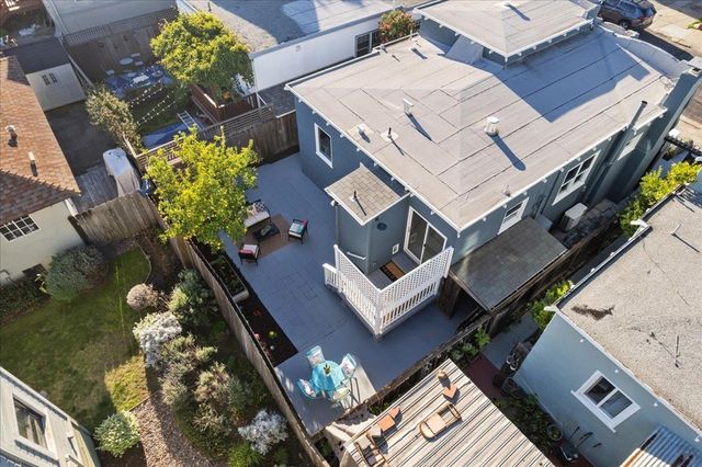 1720 Walnut St., Alameda, CA 94501