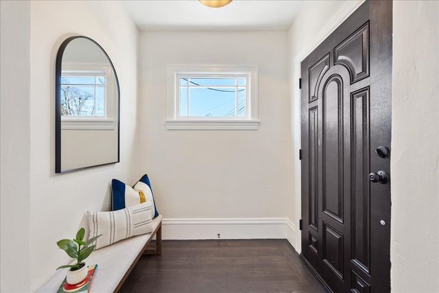 1720 Walnut St., Alameda, CA 94501