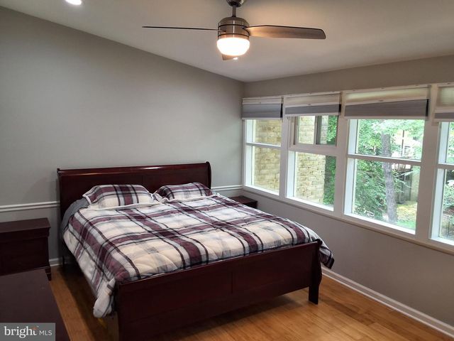 4406 FOREST GLEN CT, Annandale, VA 22003