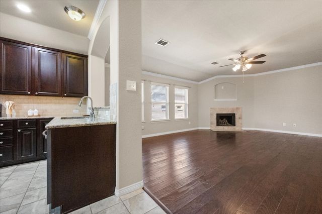 1001 Pigeon Hawk Drive, Little Elm, TX 75068