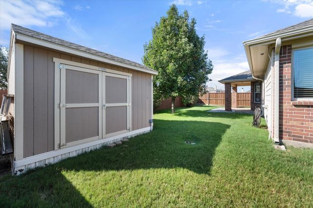 1001 Pigeon Hawk Drive, Little Elm, TX 75068