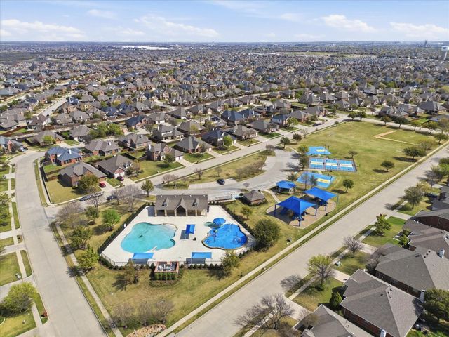 1001 Pigeon Hawk Drive, Little Elm, TX 75068
