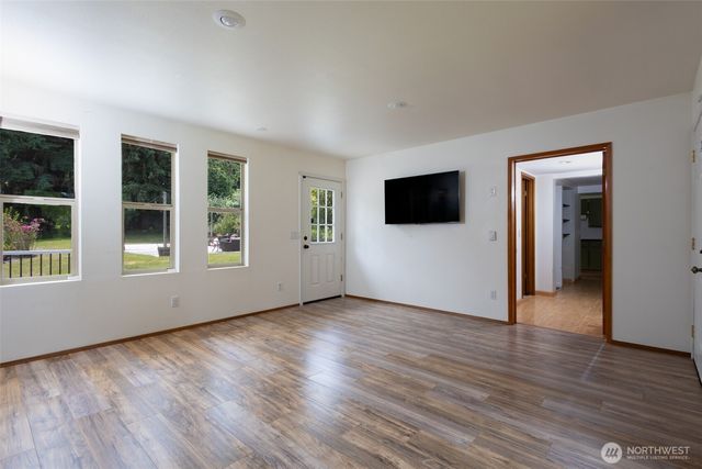 4102 80th Street E, Tacoma, WA 98443