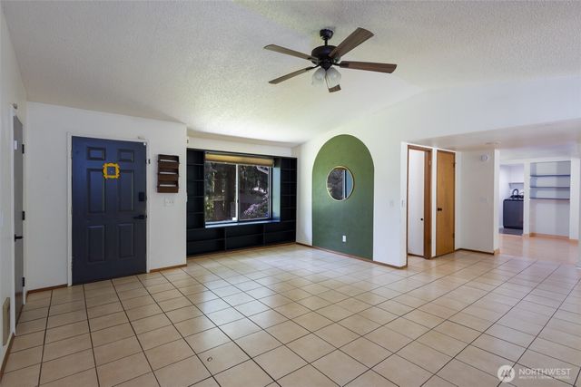 4102 80th Street E, Tacoma, WA 98443