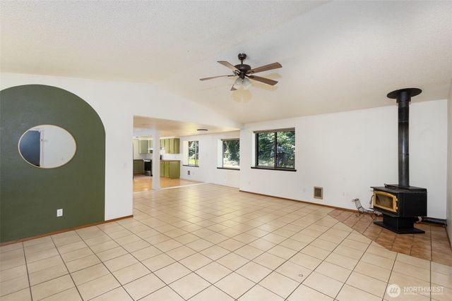 4102 80th Street E, Tacoma, WA 98443