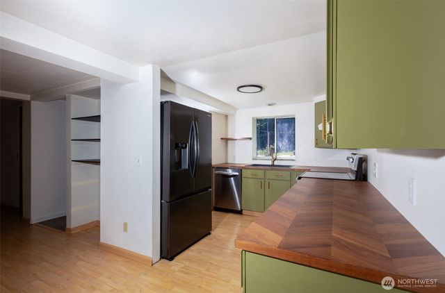 4102 80th Street E, Tacoma, WA 98443