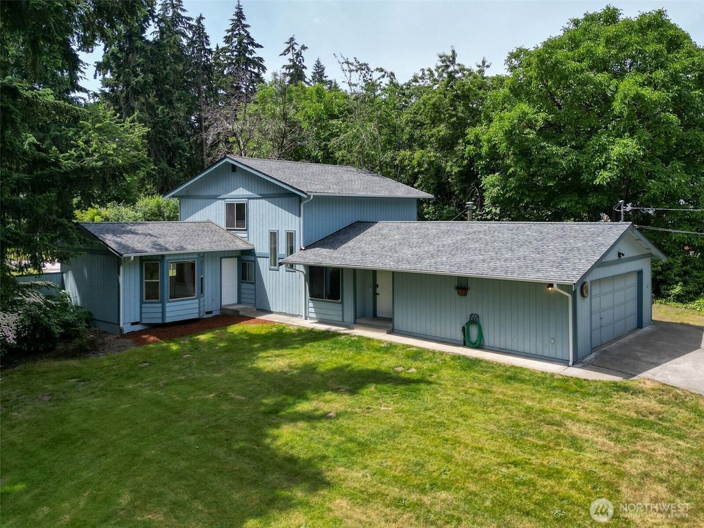 4102 80th Street E, Tacoma, WA 98443