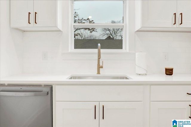 5001 2ND AVENUE N, Birmingham, AL 35212