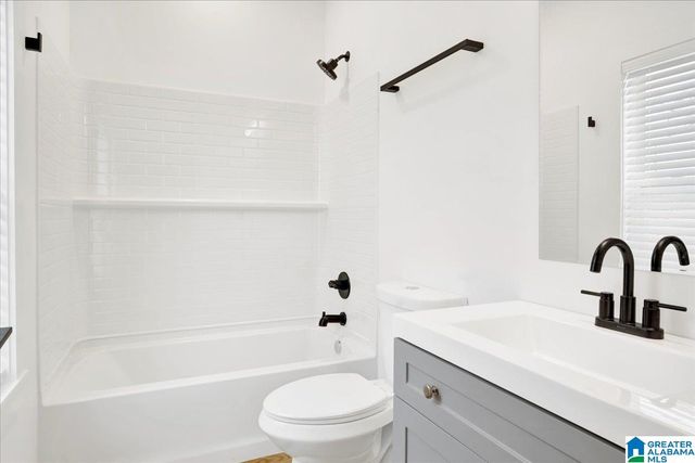 5001 2ND AVENUE N, Birmingham, AL 35212