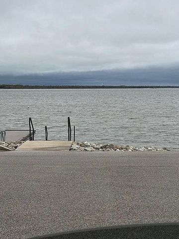 6 Sunrise Drive, Dodd City, TX 75438