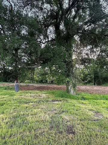 6 Sunrise Drive, Dodd City, TX 75438