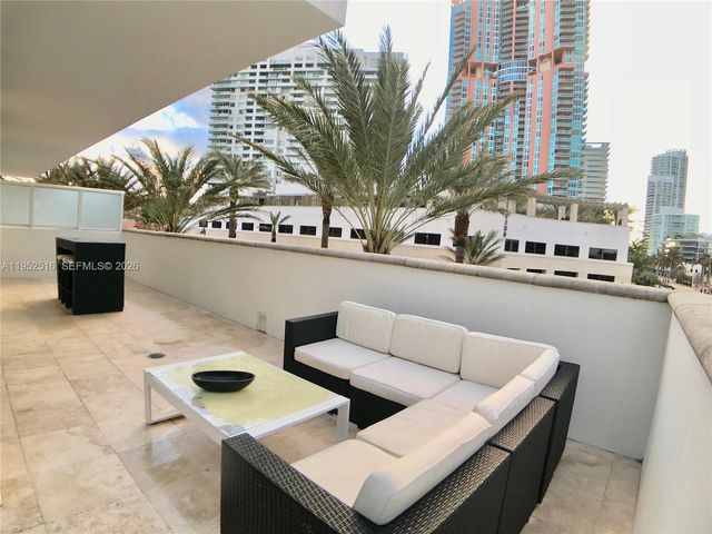 50 S Pointe Dr LOFT4, Miami Beach, FL 33139