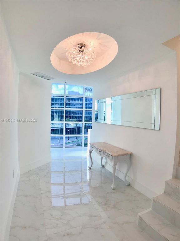 50 S Pointe Dr LOFT4, Miami Beach, FL 33139
