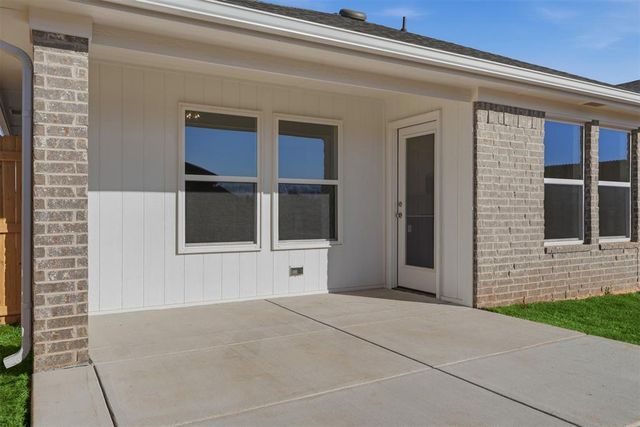 619 Berline Road, Guthrie, OK 73044