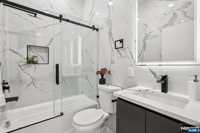 78 Beacon Avenue 1, Jersey City, NJ 07306