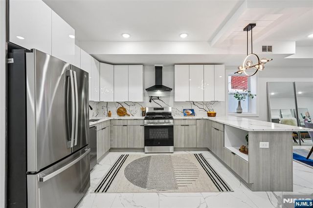 78 Beacon Avenue 1, Jersey City, NJ 07306