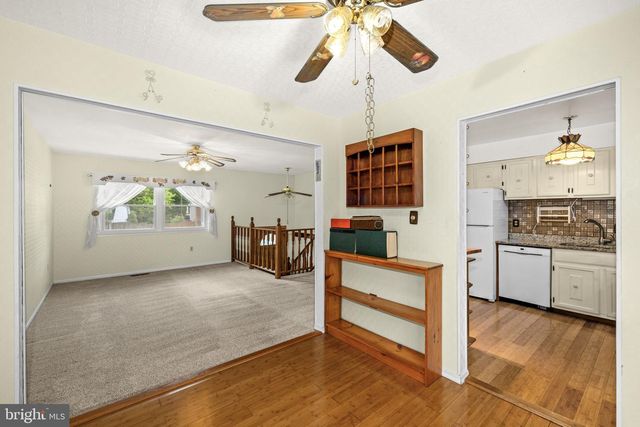 5236 MIDWAY CT, Woodbridge, VA 22193