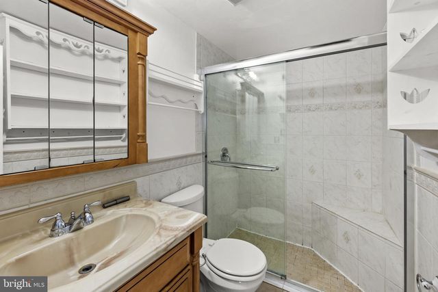 5236 MIDWAY CT, Woodbridge, VA 22193
