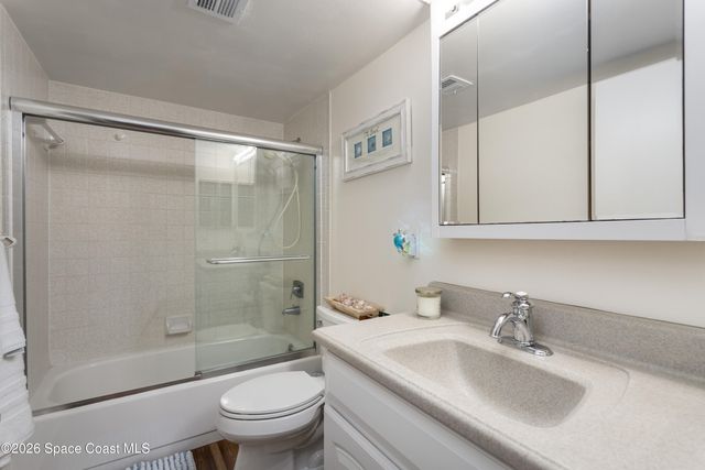 2815 S Atlantic Avenue 504, Cocoa Beach, FL 32931