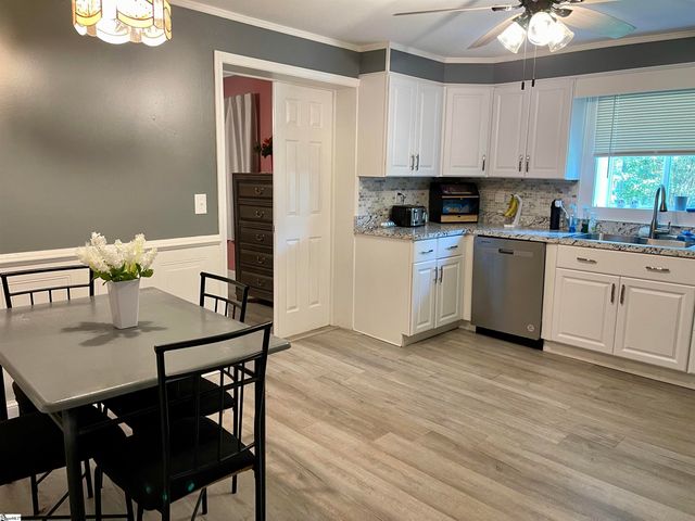 554 Green River Road, Gaffney, SC 29341