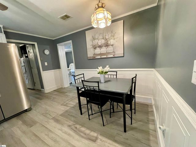 554 Green River Road, Gaffney, SC 29341